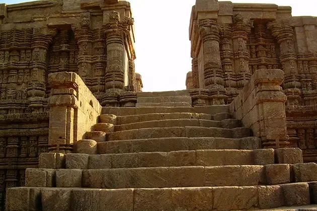 Ancient-architecture_-sculptures-and-temples-of-Orissa