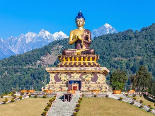 Gautama_Buddha_statue