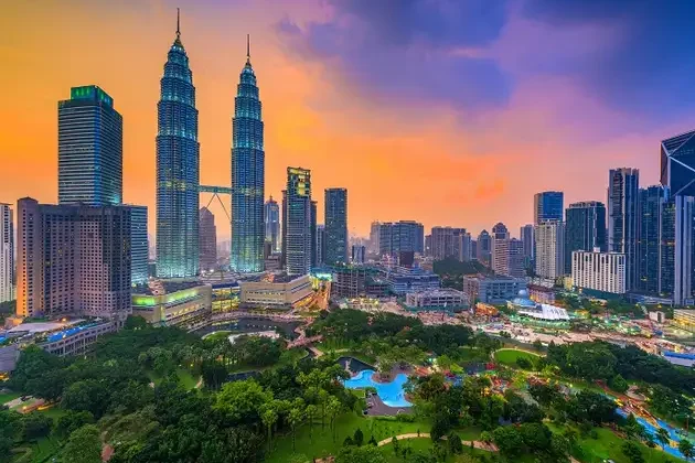 Kuala_Lumpur_night