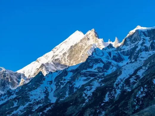 Mountain_peaks_of_Gangotri_slider