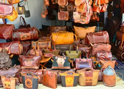 Street_Shopping_in__Sri_Lanka_2