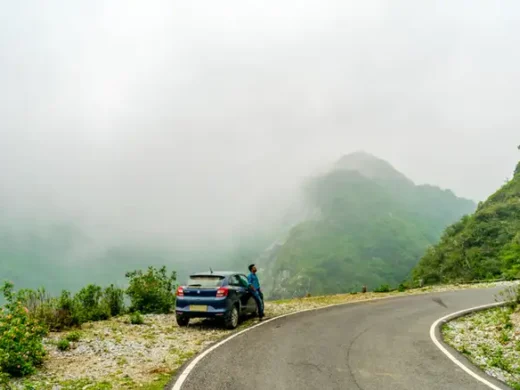 Take_an_exciting_and_adventurous_road_trip_to_Mussoorie
