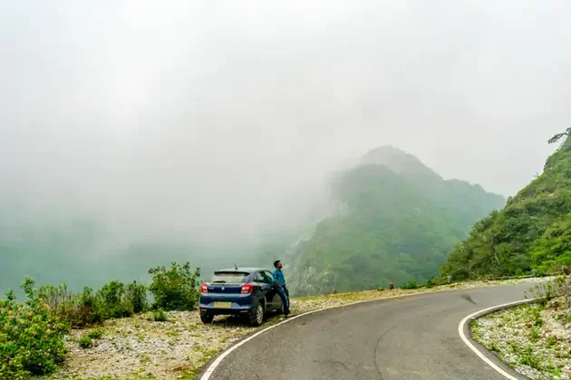 Take_an_exciting_and_adventurous_road_trip_to_Mussoorie